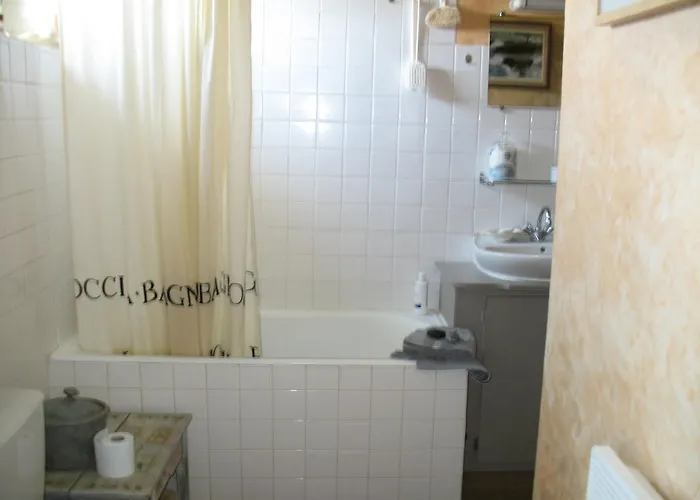 Alojamento de Acomodação e Pequeno-almoço La Mesnagerie 3*