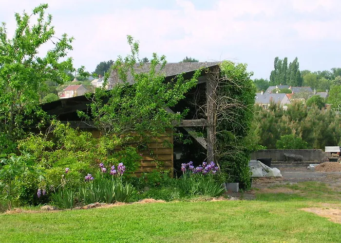 Alojamento de Acomodação e Pequeno-almoço La Mesnagerie 3*